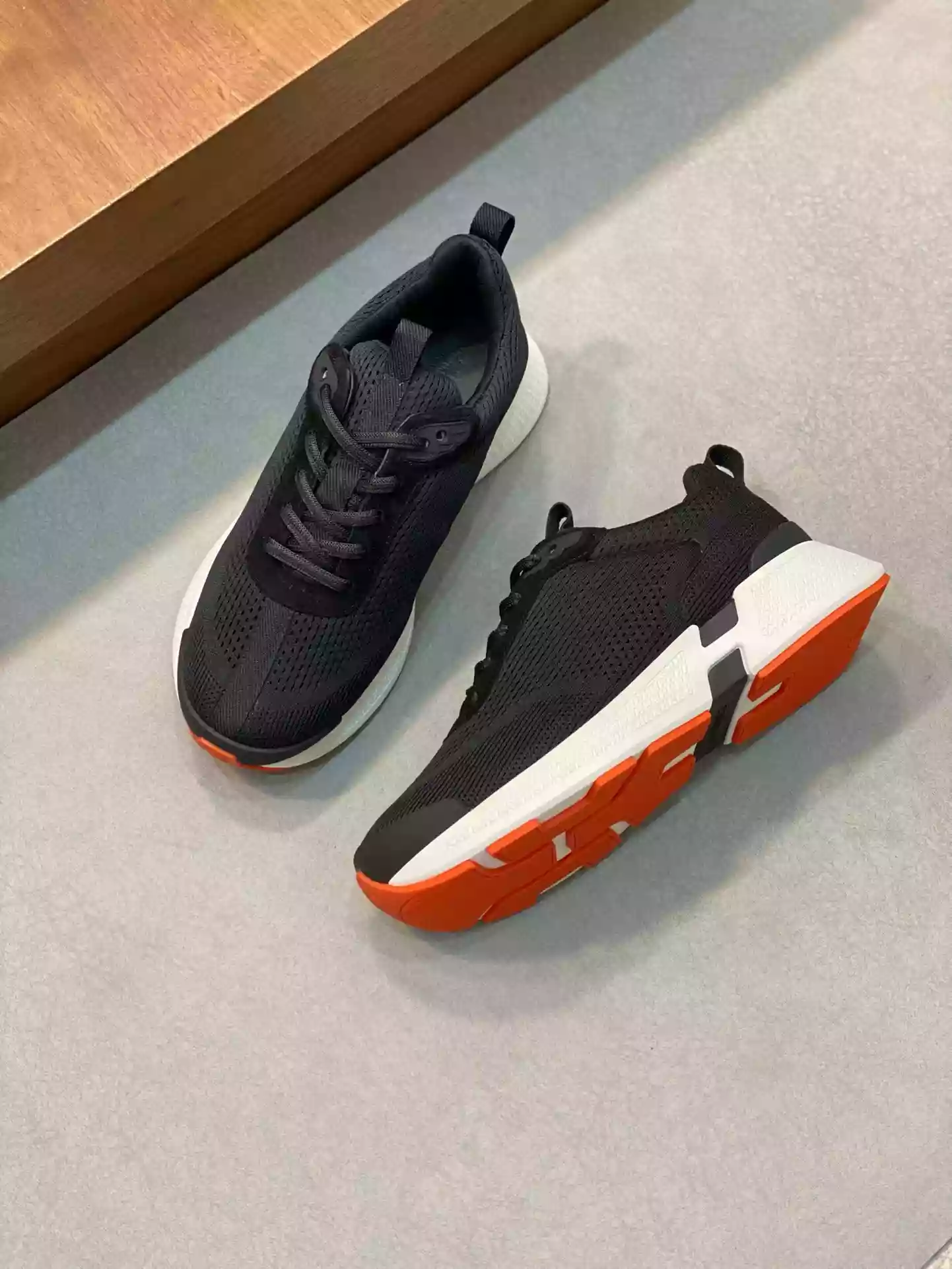 Hermès Sneakers