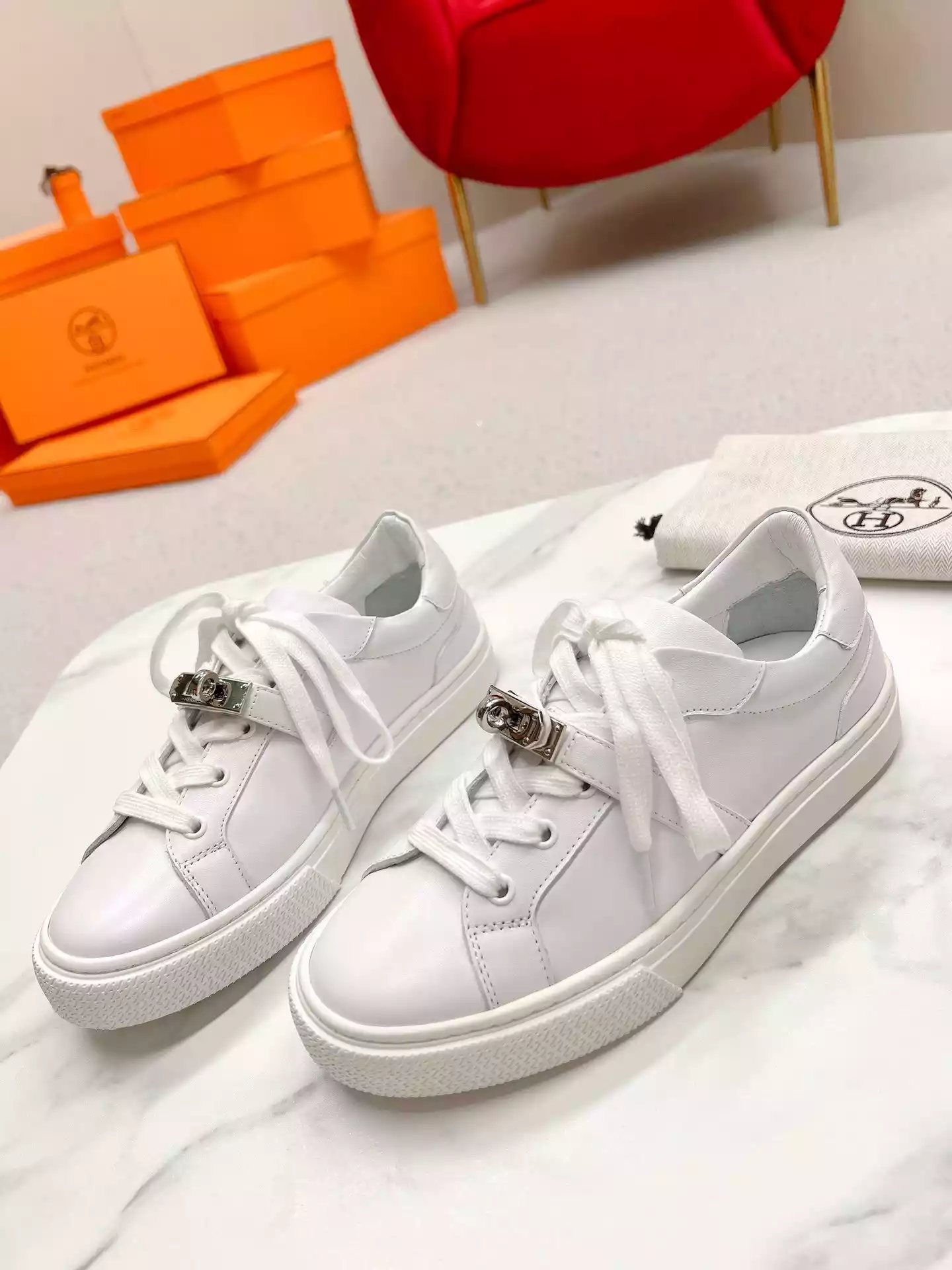 Hermès Sneakers