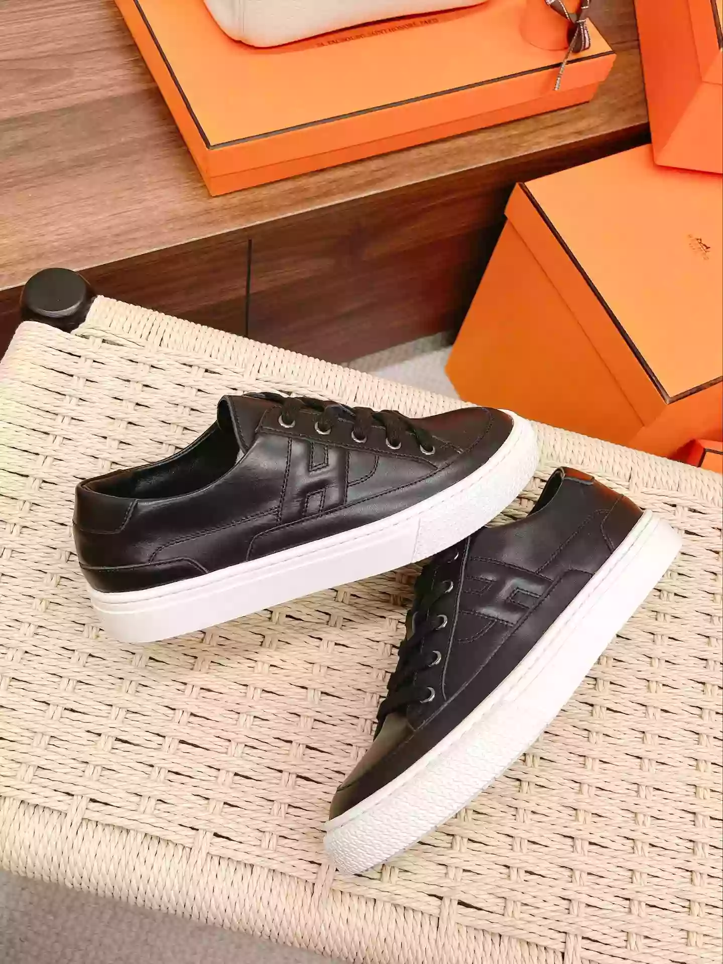 Hermès Sneakers