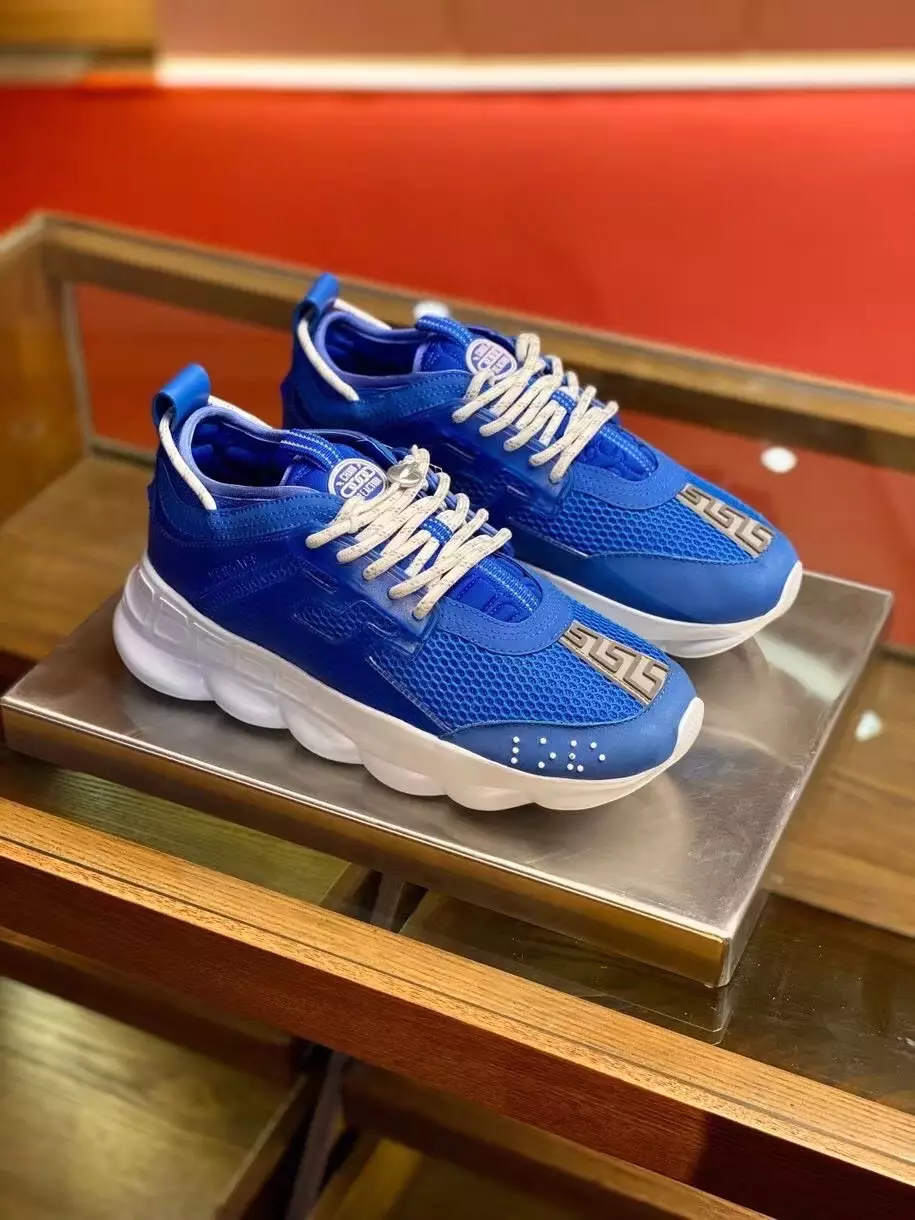 VERSACE WOMEN'S CHAIN REACTION SNEAKERS IN BLUE MESH - VSS026