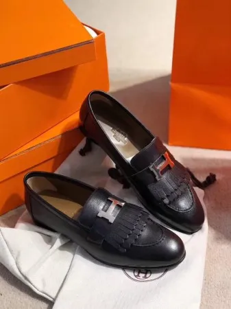 Hermes Women's Royal Loafers In Black Calfksin - HM090 Hermes Women's Royal Loafers In Black Calfksin