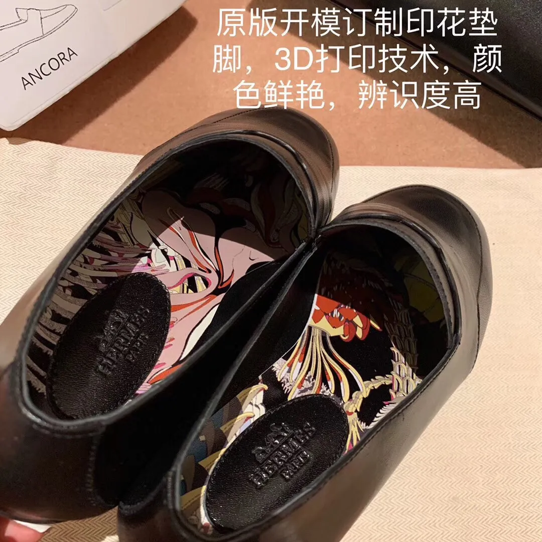 Hermes Women's Ancora Loafers In Black Goatskin - HM080 Hermes Women's Ancora Loafers In Black Goatskin