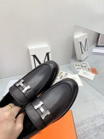 Hermes Women's Faubourg Loafers in Black Leather - HM076 Hermes Women's Faubourg Loafers in Black Leather