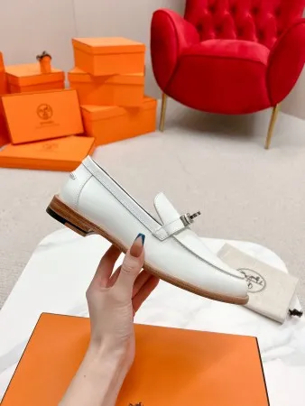 Hermes Women's Destin Loafers in White Leather - HM072 Hermes Women's Destin Loafers in White Leather