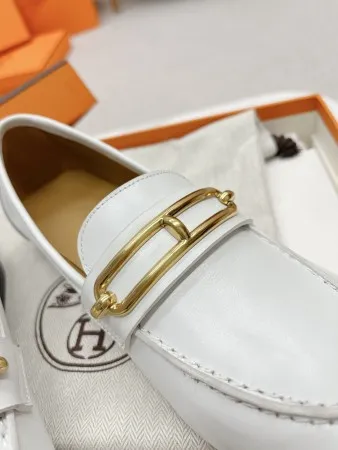 Hermes Women's Colette Loafers in White Leather - HM068 Hermes Women's Colette Loafers in White Leather