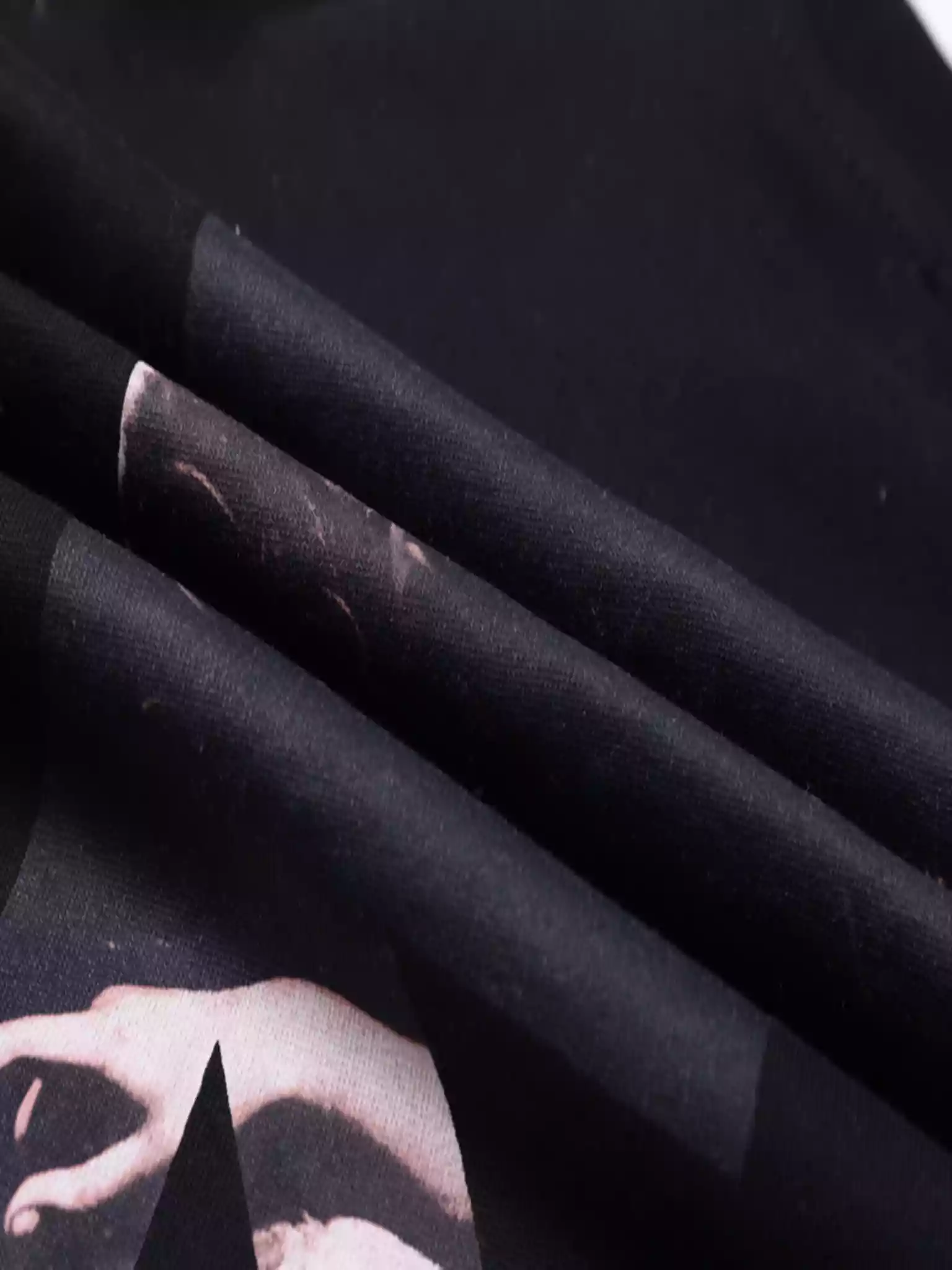 OFF-WHITE Caravaggio Arrow Short Sleeve Tee in Black & Multi - OWS003 OFF-WHITE Caravaggio Arrow Short Sleeve Tee in Black & Multi