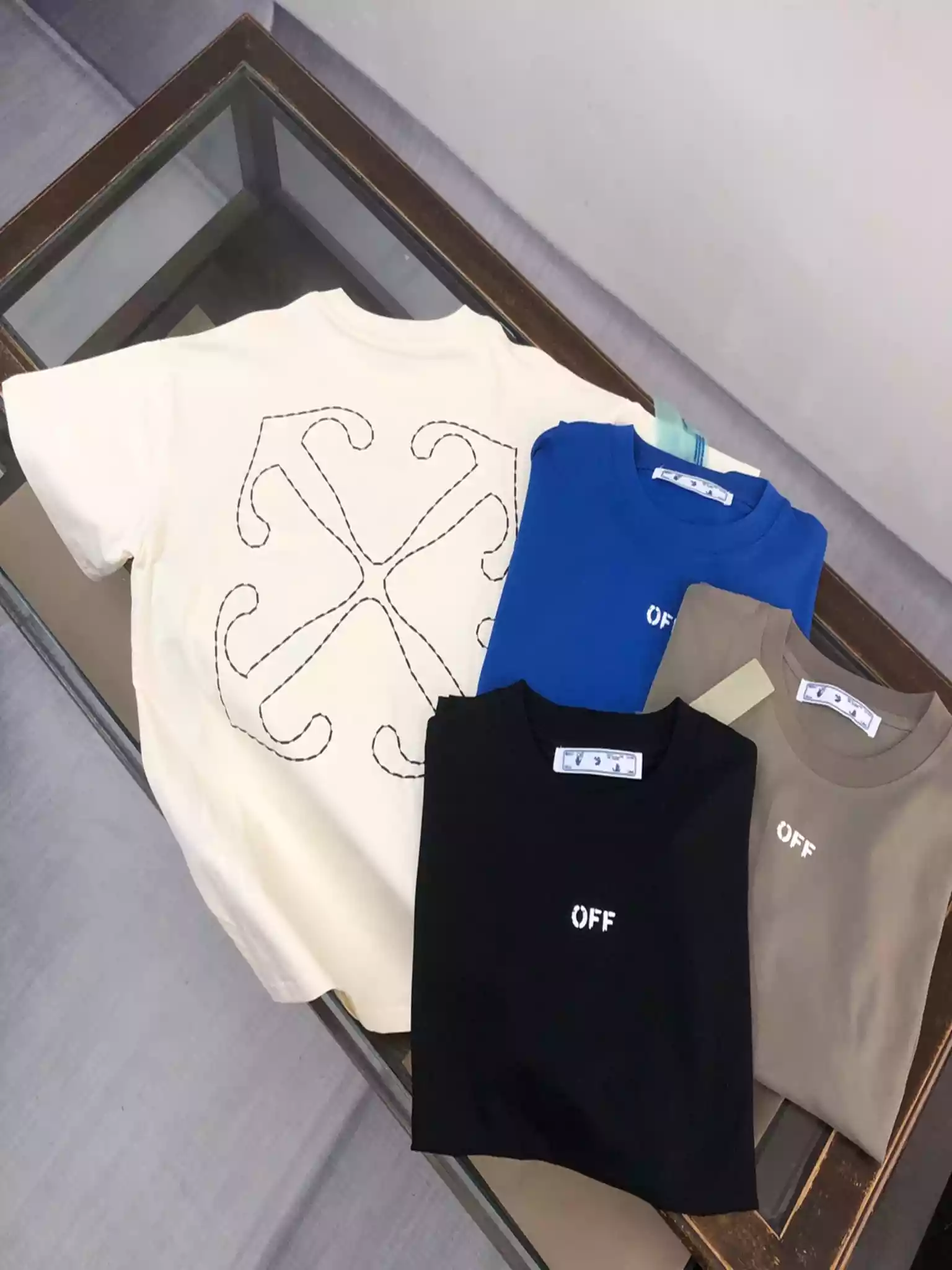 Off-White Black Logo Stitch T-shirt - OWS032 Off-White Black Logo Stitch T-shirt