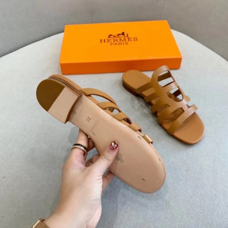 HERMES CAMELIA SLIDE SANDALS IN BROWN CALFSKIN - HMSD138