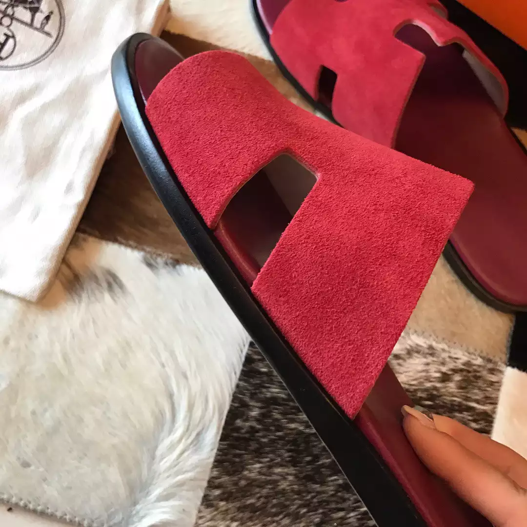 HERMES MEN'S IZMIR SANDALS IN BORDEAUX SUEDE CALFSKIN - HMSD037