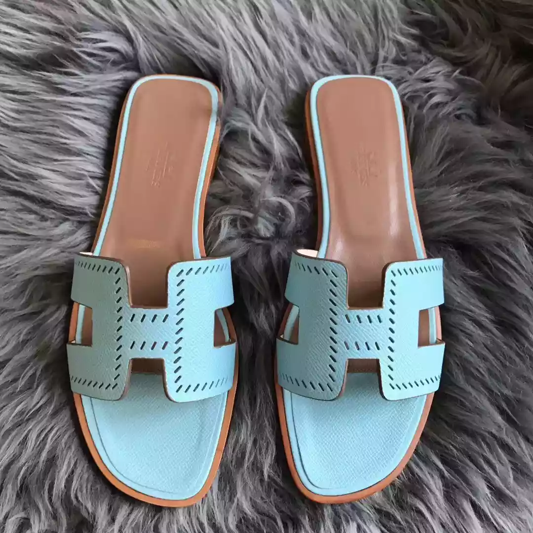 HERMES ORAN SLIDE SANDALS IN BLUE ATOLL EPSOM PERFORATED CALFSKIN - HMSD094