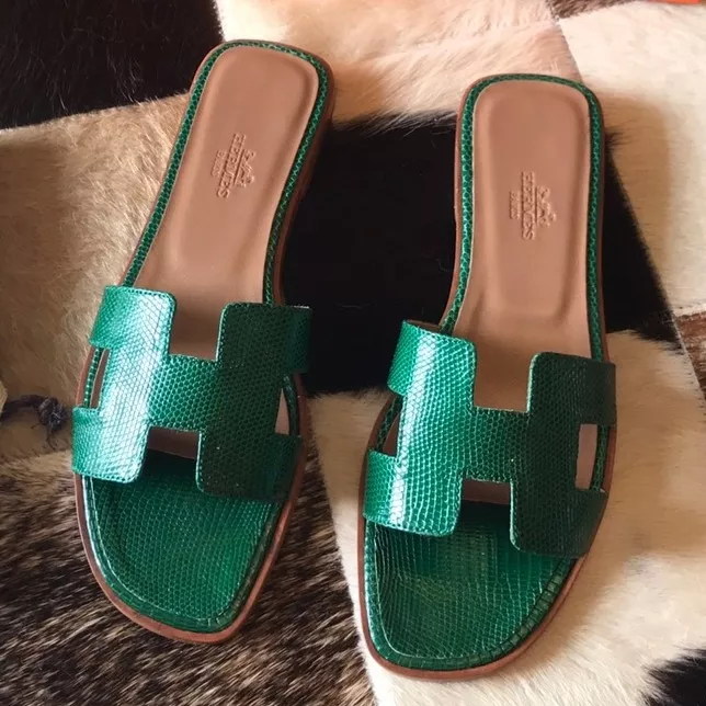 HERMES ORAN SLIDE SANDALS IN GREEN LIZARD LEATHER - HMSD110