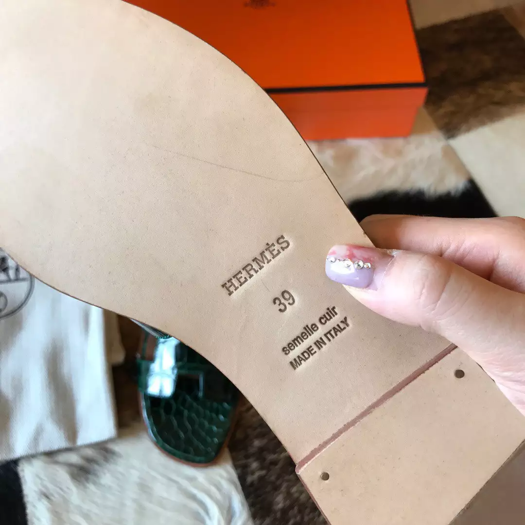 HERMES ORAN SLIDE SANDALS IN GREEN SHINY NILOTICUS CROCODILE SKIN - HMSD047