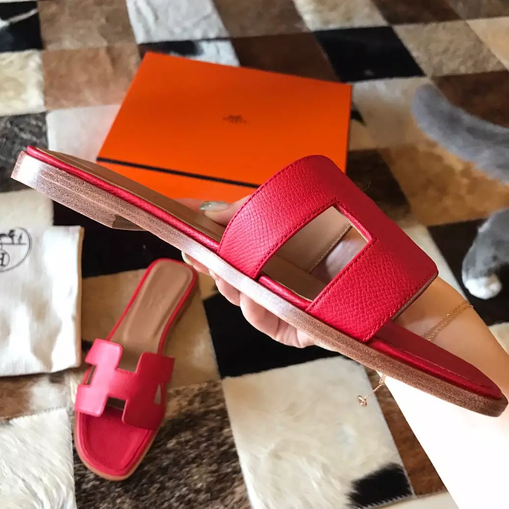 HERMES ORAN SLIDE SANDALS IN RED EPSOM CALFSKIN - HMSD092