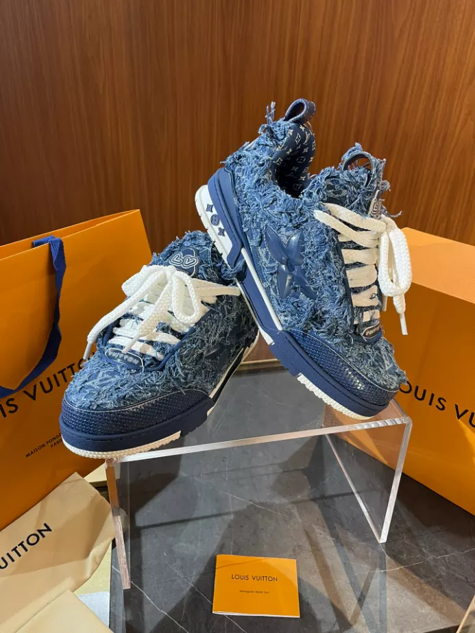 LV SKATE SNEAKERS