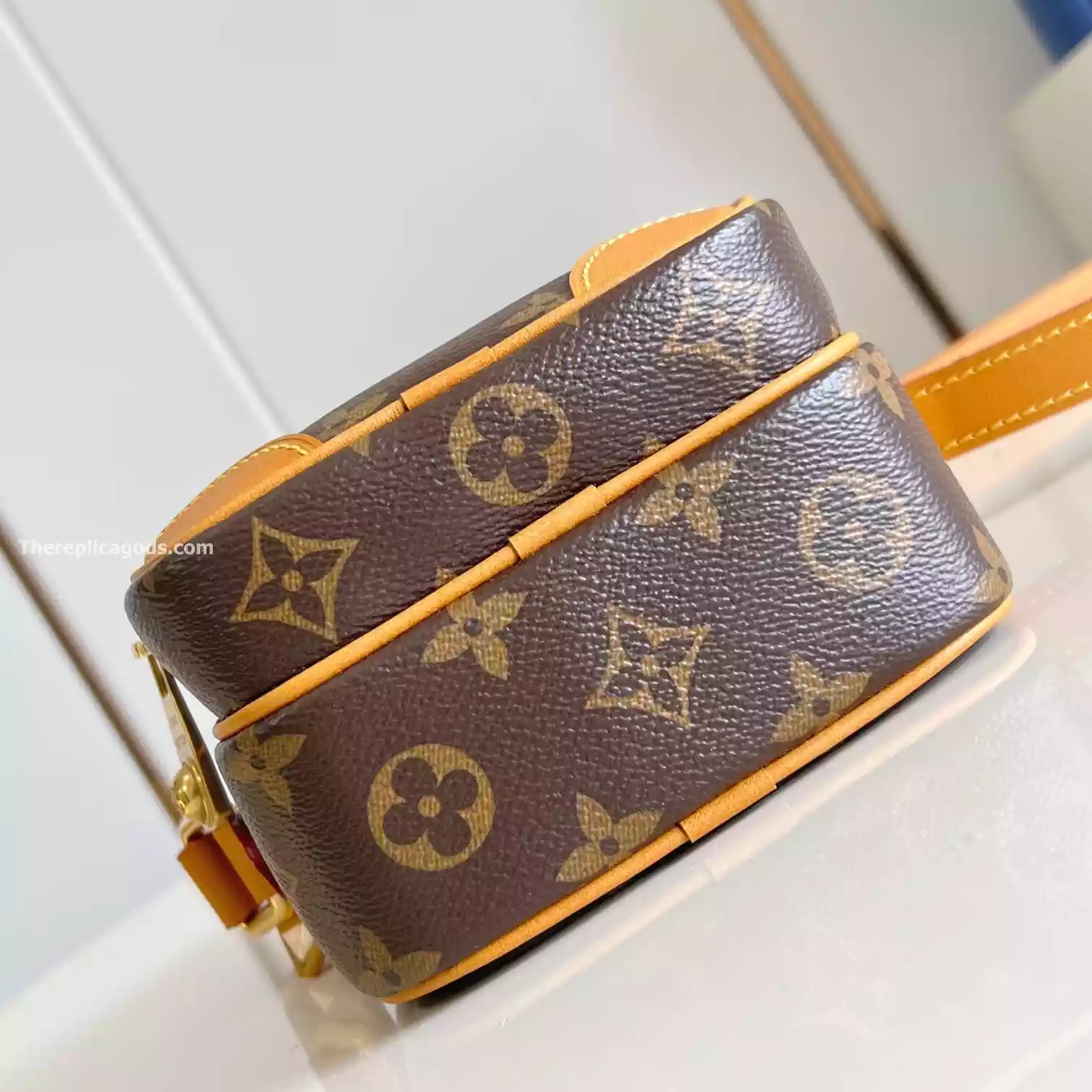 AMAZONE CROSS-BODY BAG BROWN MONOGRAM CANVAS - LW319 AMAZONE CROSS-BODY BAG BROWN MONOGRAM CANVAS