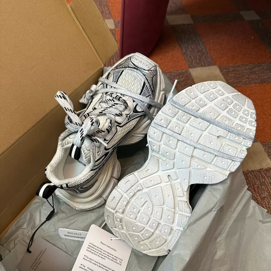 BALENCIAGA MEN'S 3XL SNEAKER - BLA097