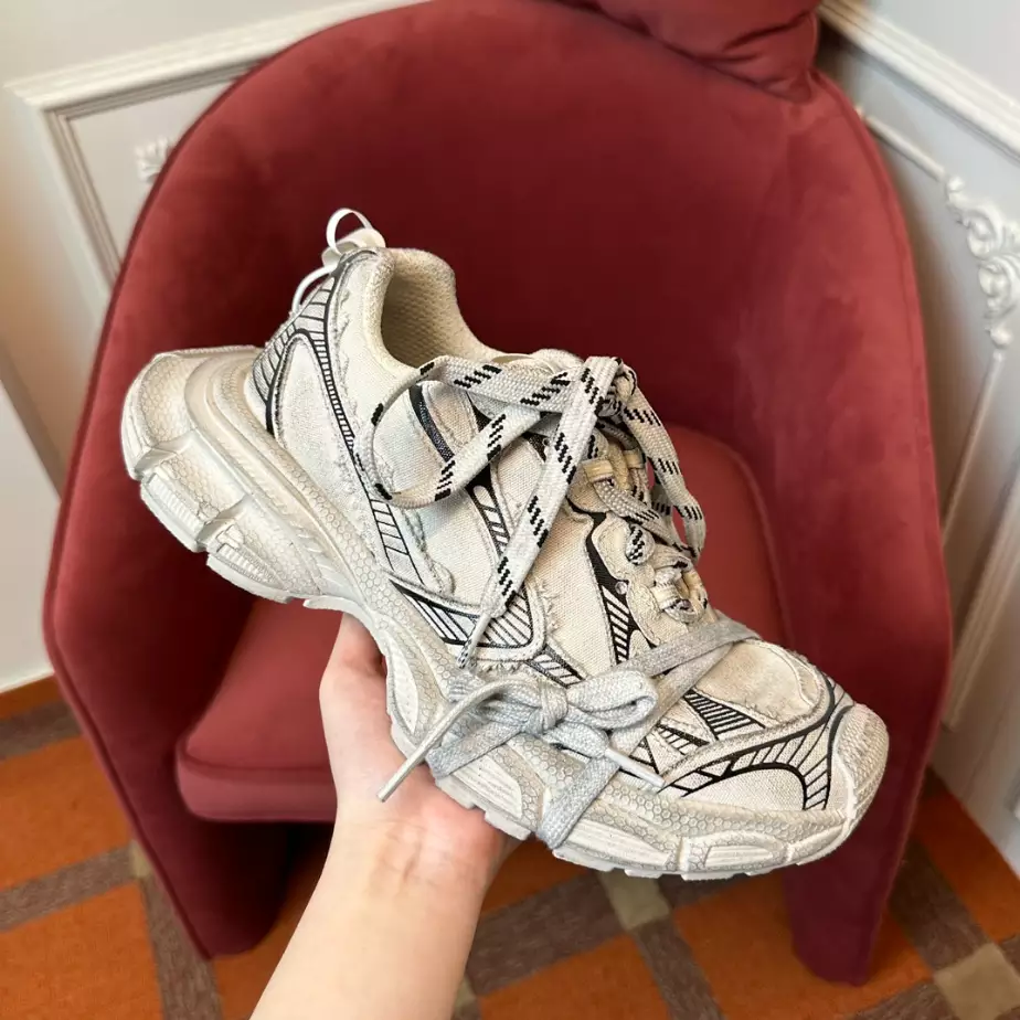 BALENCIAGA MEN'S 3XL SNEAKER - BLA109