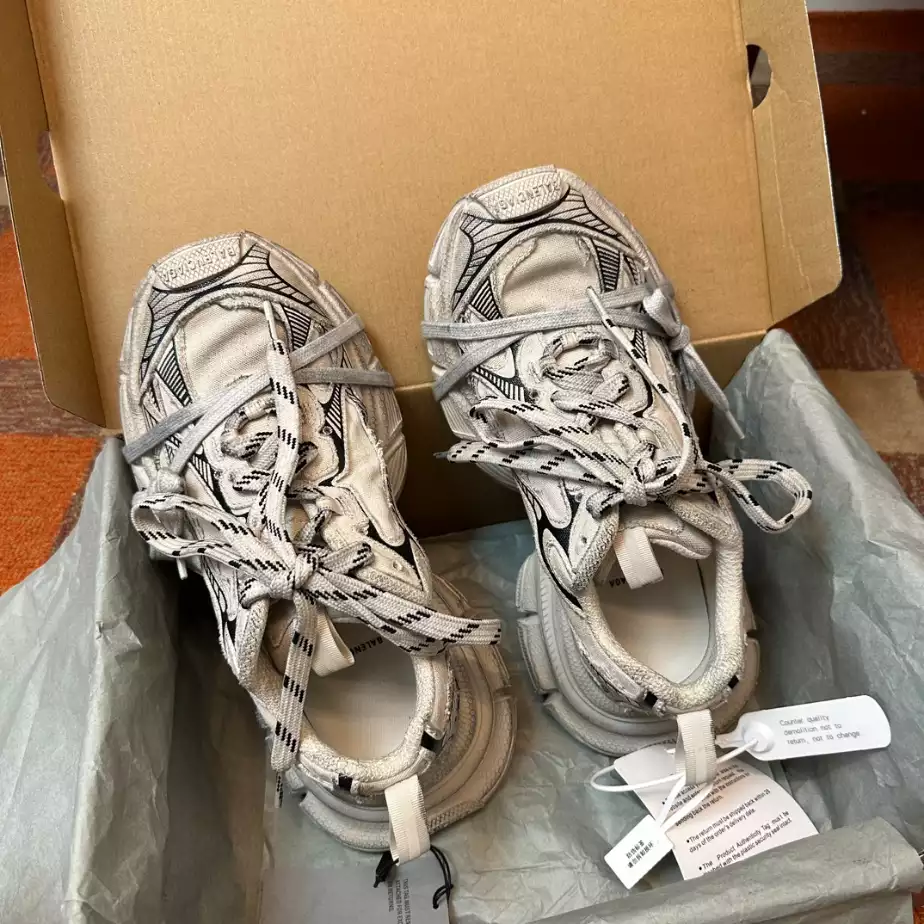 BALENCIAGA MEN'S 3XL SNEAKER - BLA109