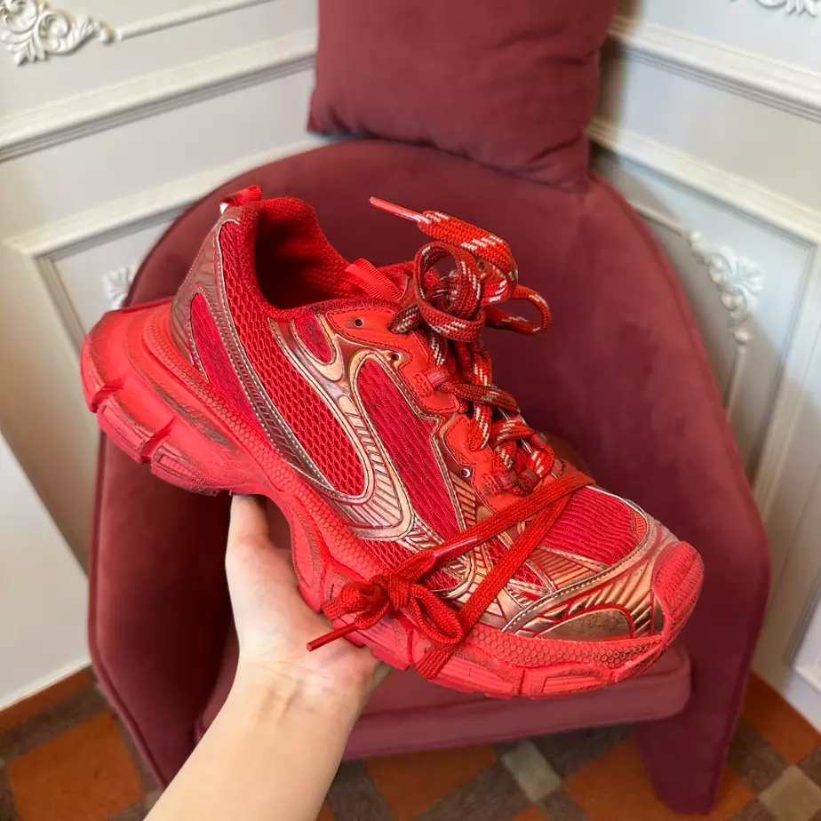 BALENCIAGA MEN'S 3XL SNEAKER - BLA110