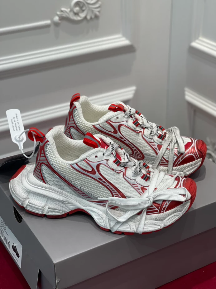 BALENCIAGA MEN'S 3XL SNEAKER - BLA118