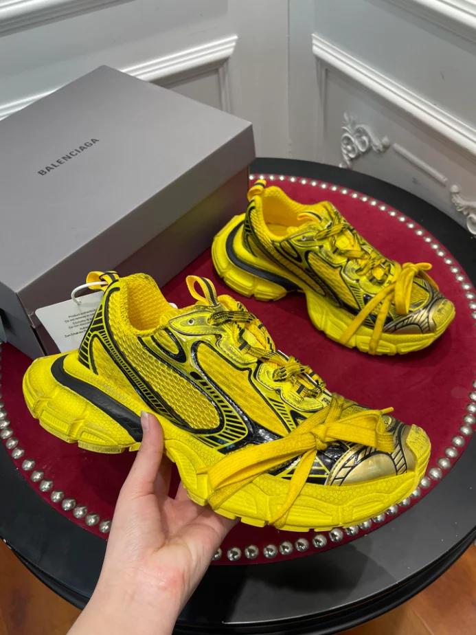 BALENCIAGA MEN'S 3XL SNEAKER - BLA121