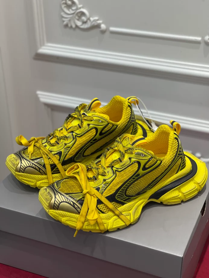 BALENCIAGA MEN'S 3XL SNEAKER - BLA121