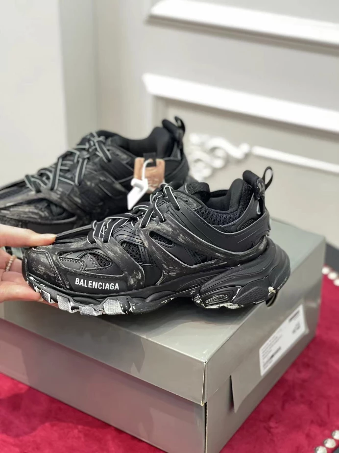 BALENCIAGA TRACK SNEAKER - BLA127