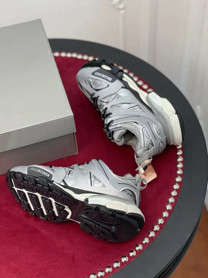 BALENCIAGA TRACK SNEAKER - BLA130