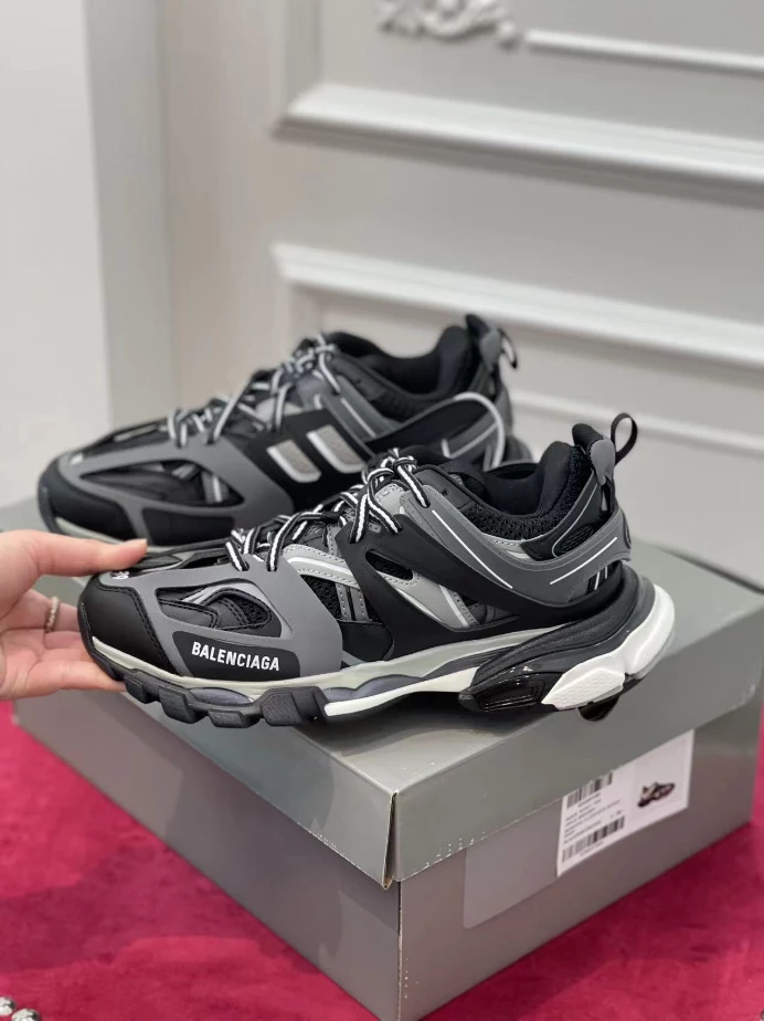 BALENCIAGA TRACK SNEAKER - BLA134