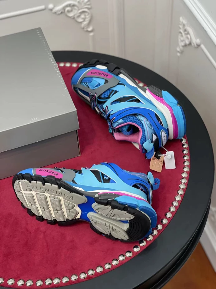 BALENCIAGA TRACK SNEAKER - BLA137