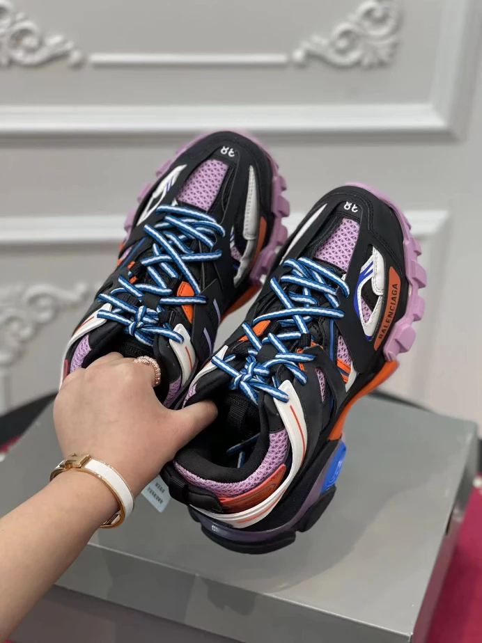 BALENCIAGA TRACK SNEAKER - BLA140