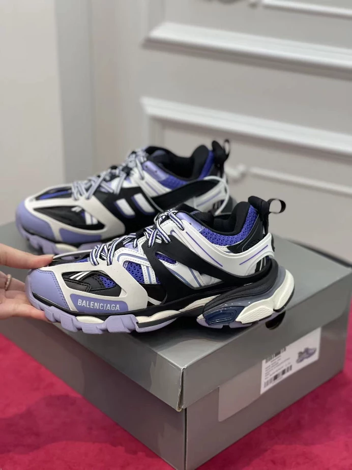 BALENCIAGA TRACK SNEAKER - BLA142