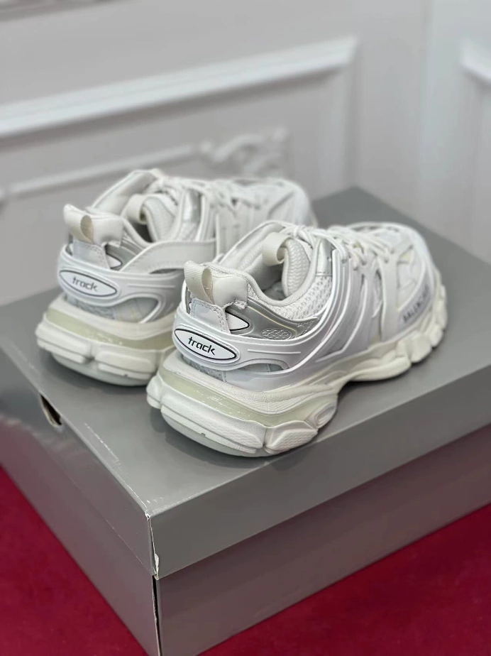 BALENCIAGA TRACK SNEAKER - BLA143