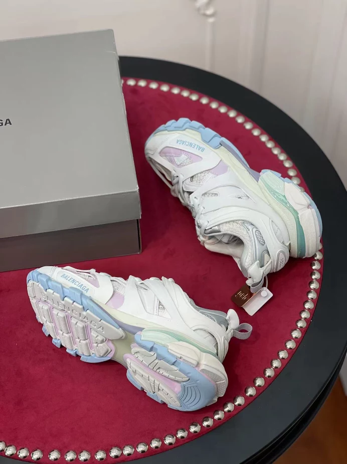 BALENCIAGA TRACK SNEAKER - BLA149