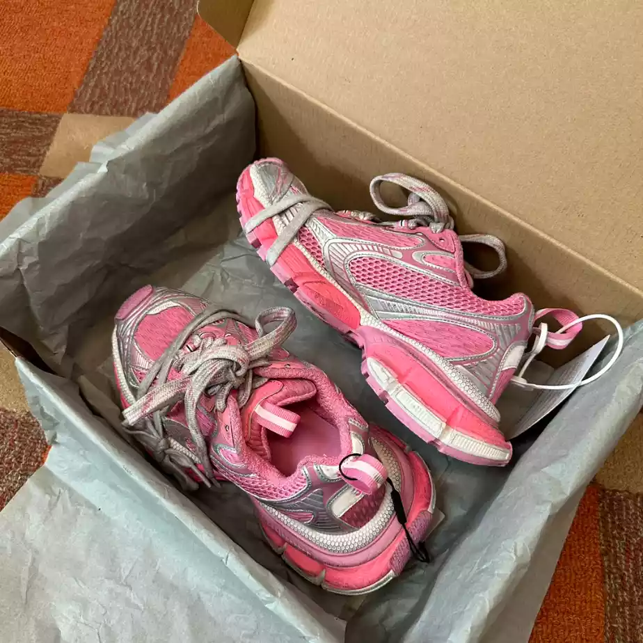 BALENCIAGA WOMEN'S 3XL SNEAKER - BLA0104