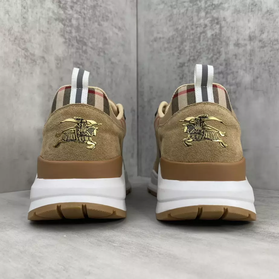 BURBERRY PLATFORM SNEAKERS - BBR058