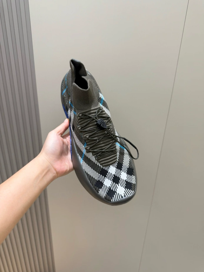 BURBERRY CHECK KNIT NEPTUNE SNEAKERS - BBR057