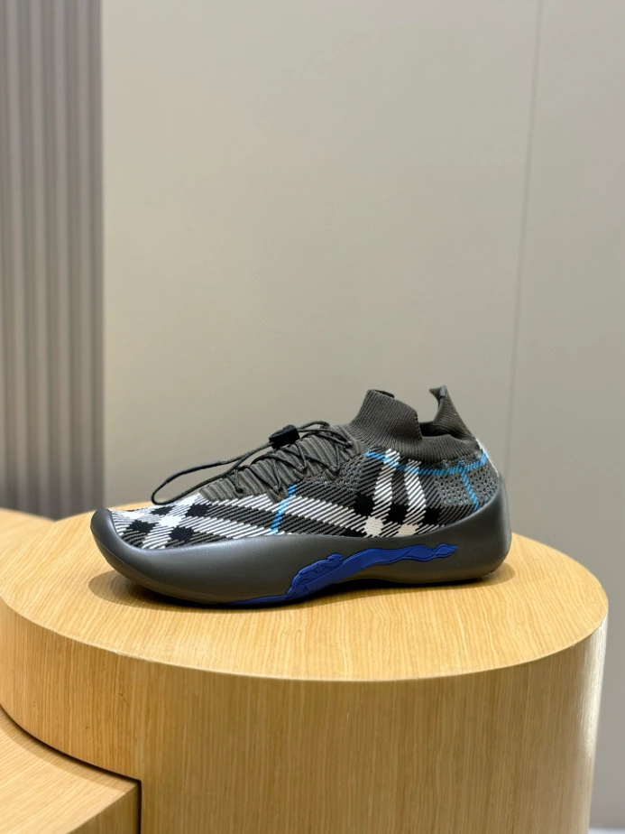 BURBERRY CHECK KNIT NEPTUNE SNEAKERS - BBR057