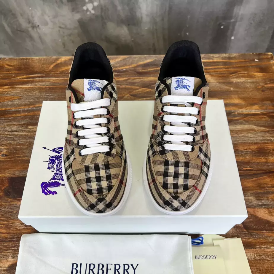 BURBERRY CHECK TERRACE SNEAKERS - BBR093