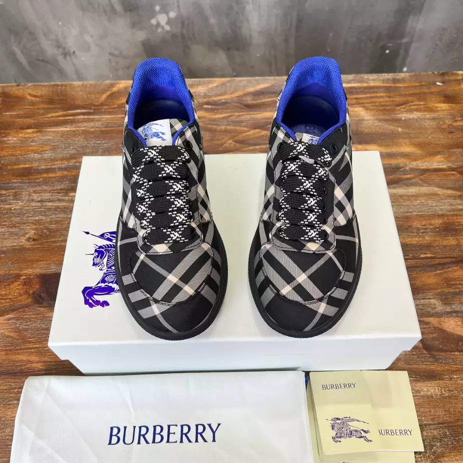 BURBERRY CHECK TERRACE SNEAKERS - BBR095