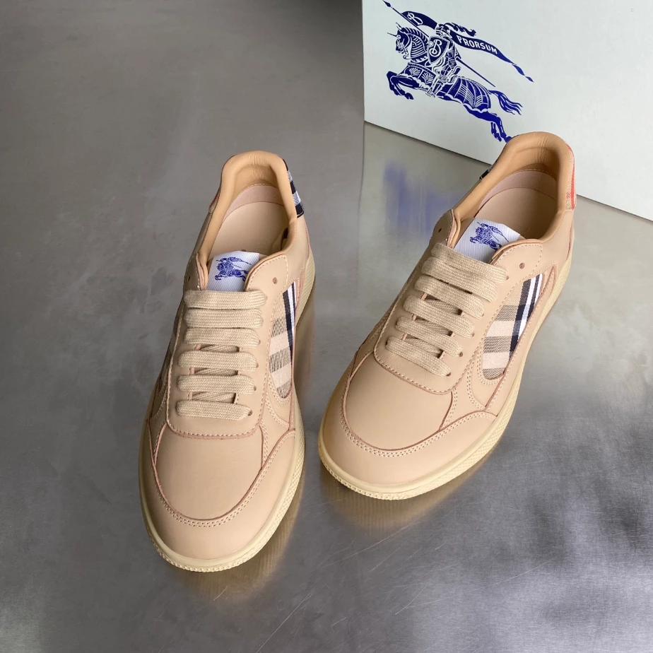 BURBERRY LEATHER AND CHECK TERRACE SNEAKERS - BBR036