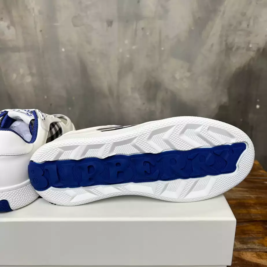 BURBERRY LEATHER AND CHECK TERRACE SNEAKERS - BBR082