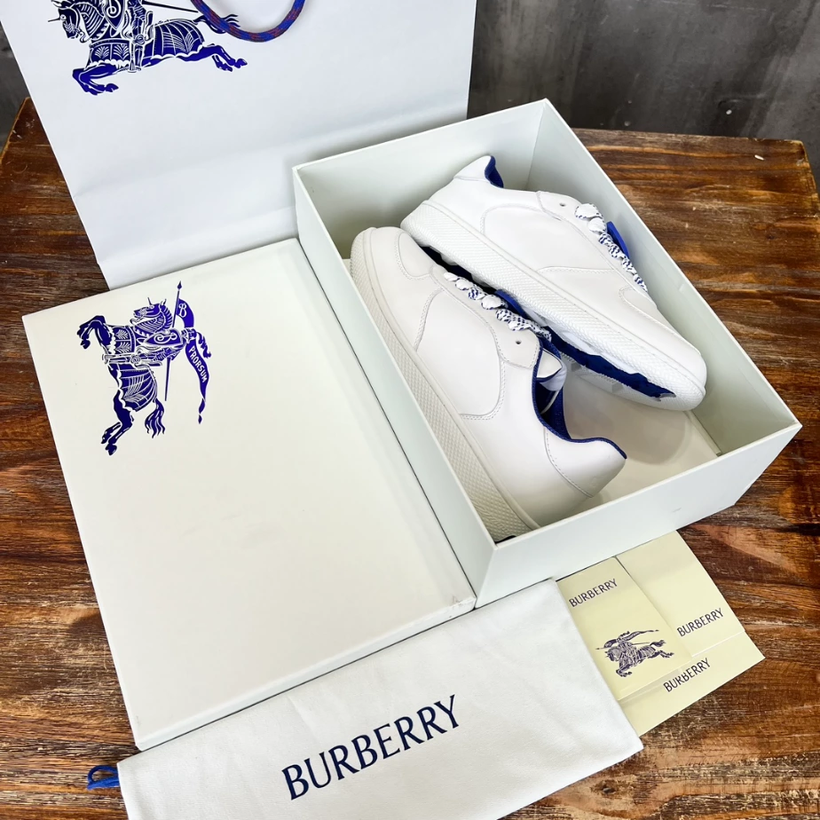 BURBERRY LEATHER TERRACE SNEAKERS - BBR086