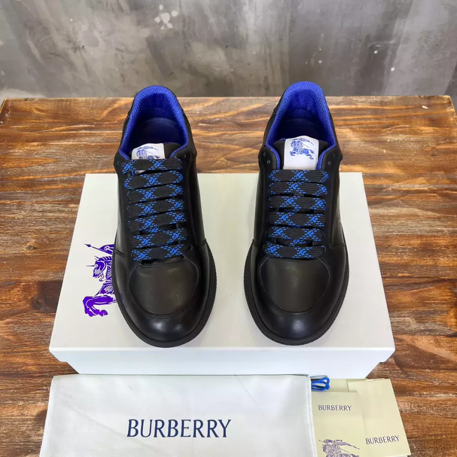 BURBERRY LEATHER STOCK SNEAKERS - BBR087