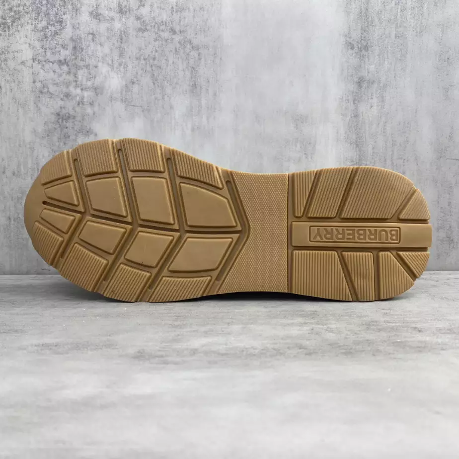 BURBERRY PLATFORM SNEAKERS - BBR059