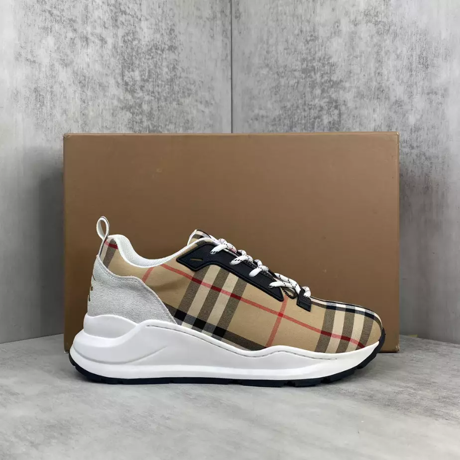 BURBERRY PLATFORM SNEAKERS - BBR061