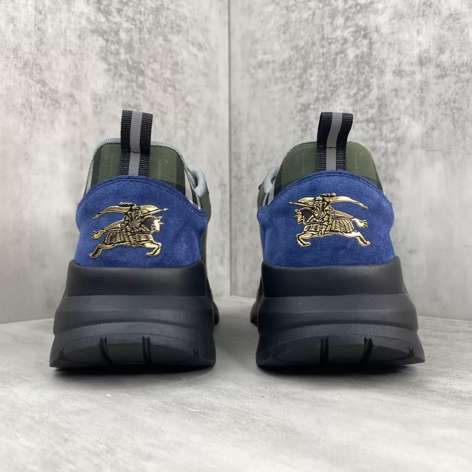 BURBERRY PLATFORM SNEAKERS - BBR063