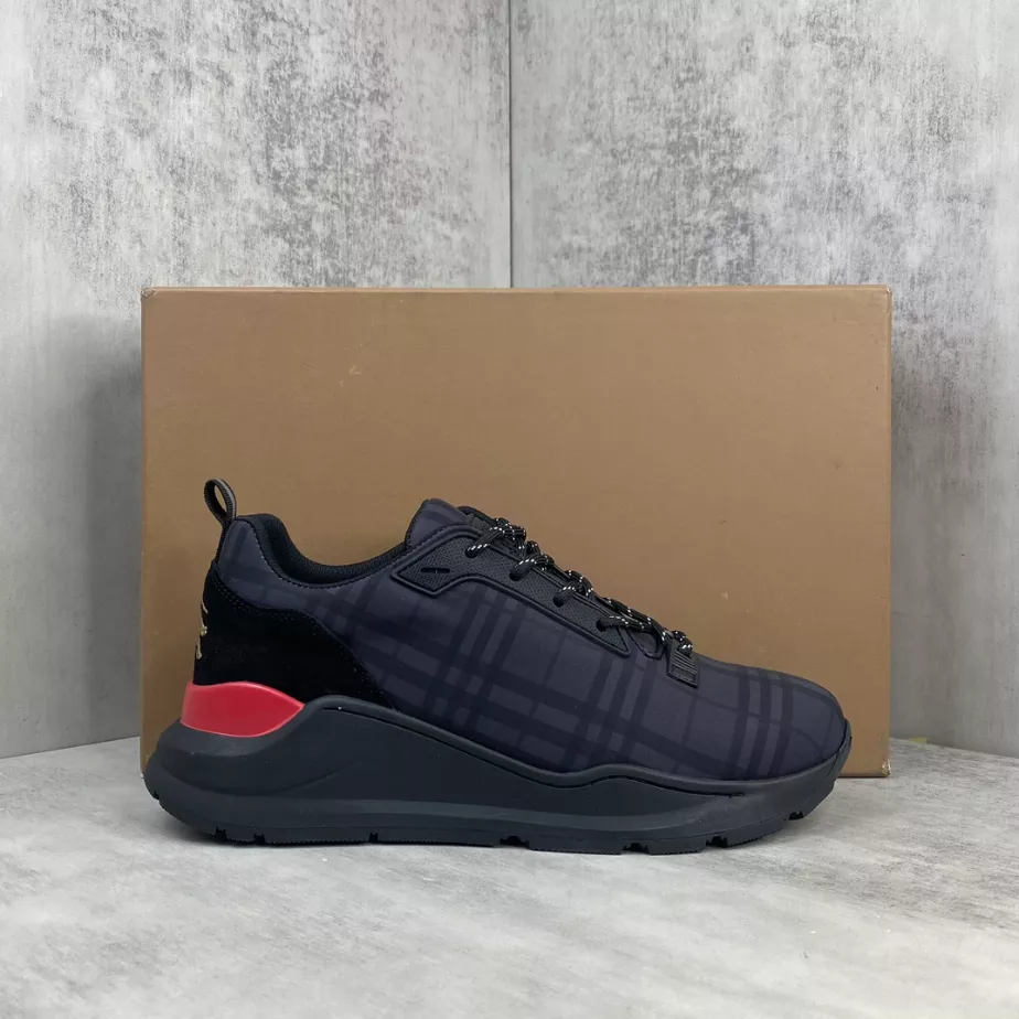BURBERRY PLATFORM SNEAKERS - BBR064