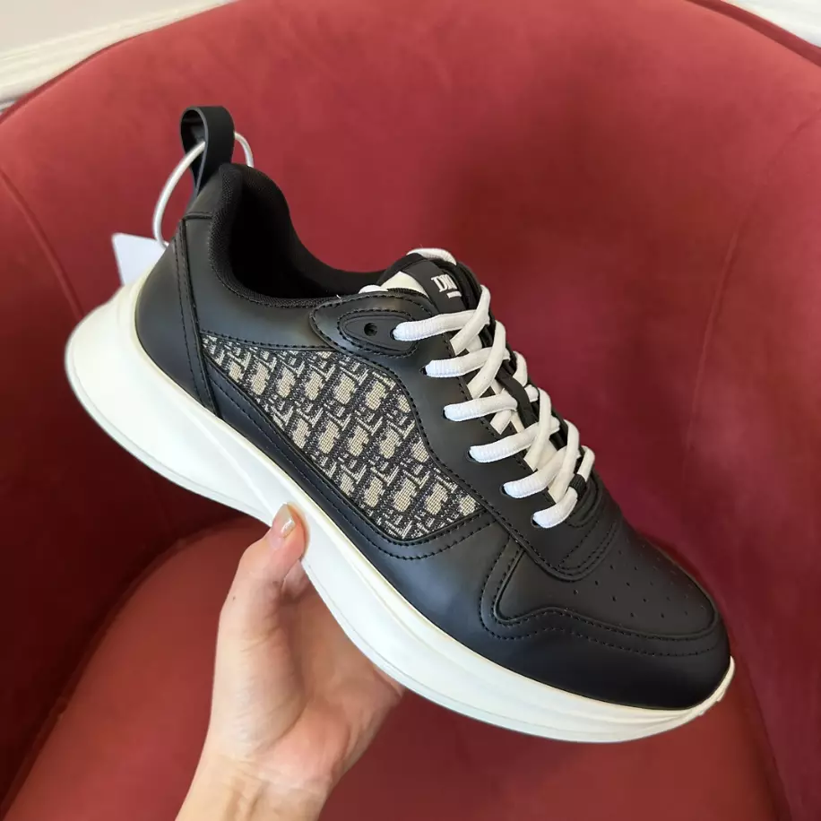 DIOR B25 RUNNER CASUAL SNEAKERS