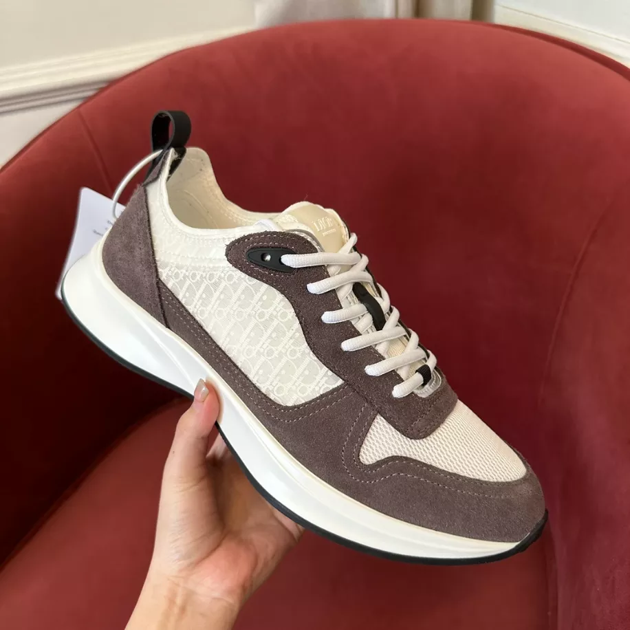 DIOR B25 RUNNER CASUAL SNEAKERS